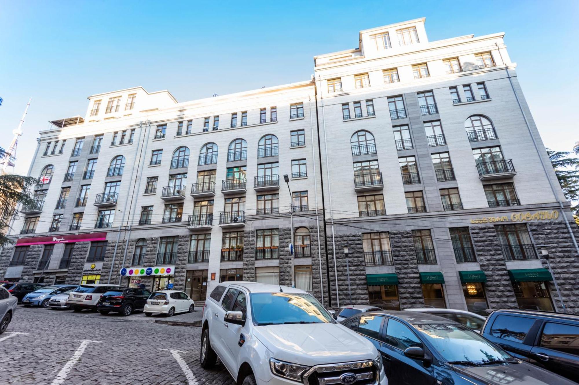 The Grand Apartment Tbilisi Exteriör bild