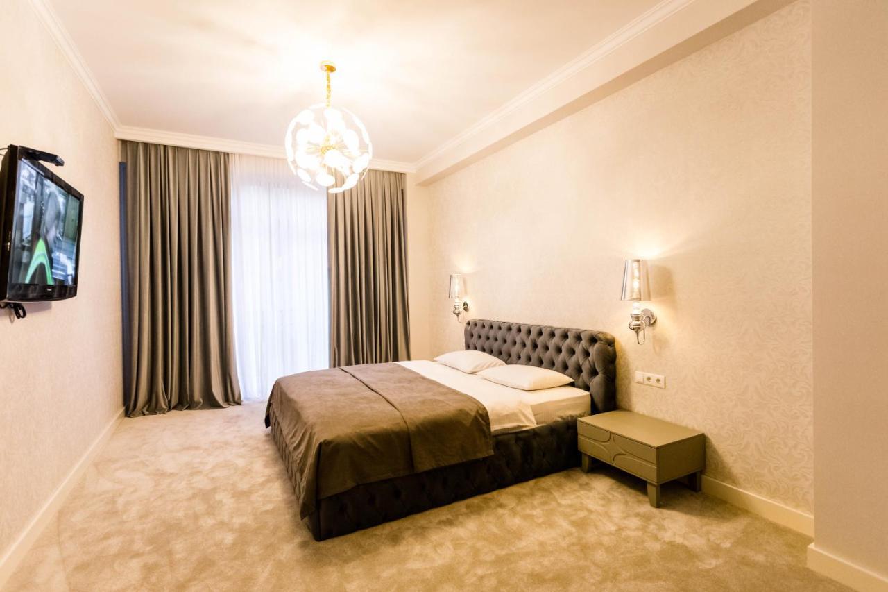 The Grand Apartment Tbilisi Exteriör bild