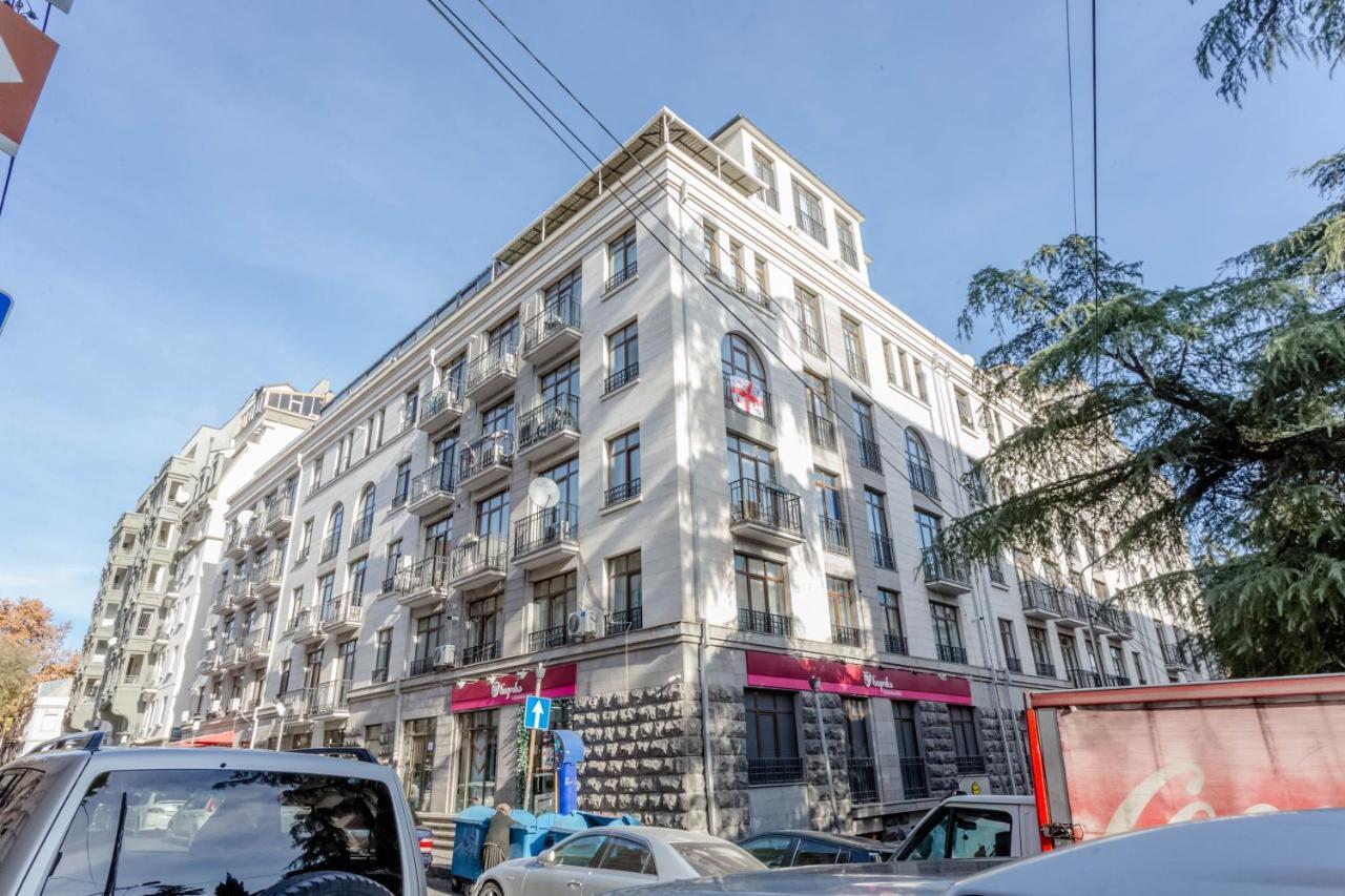 The Grand Apartment Tbilisi Exteriör bild