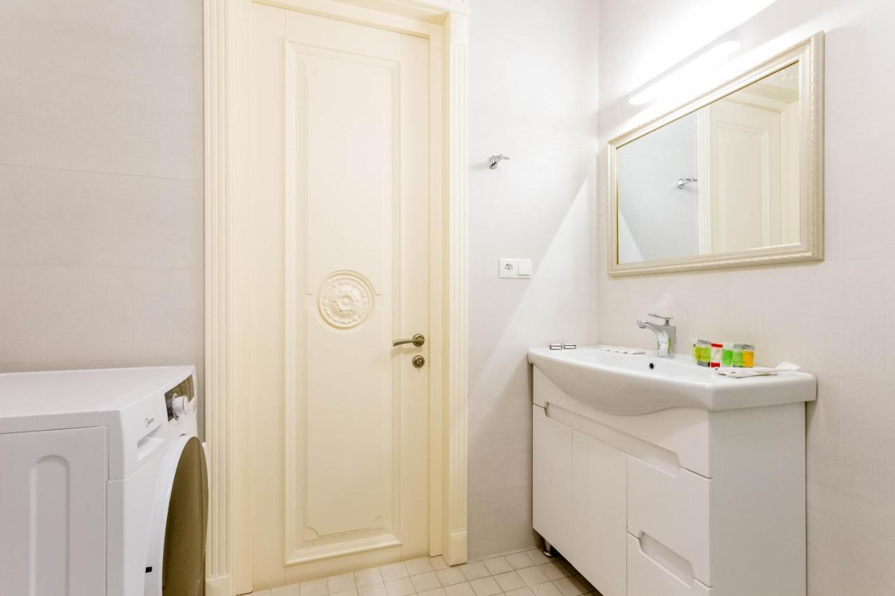 The Grand Apartment Tbilisi Exteriör bild