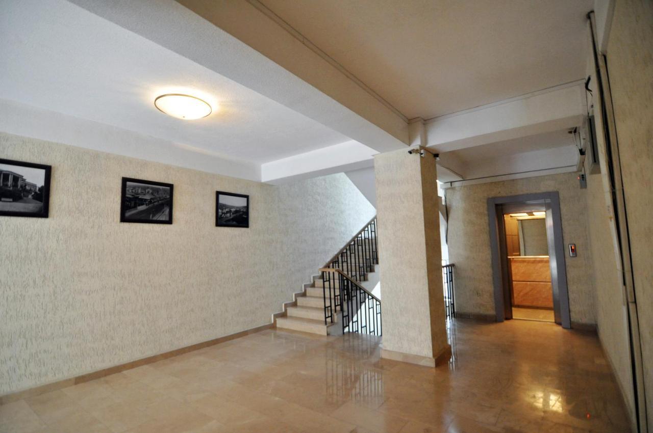 The Grand Apartment Tbilisi Exteriör bild
